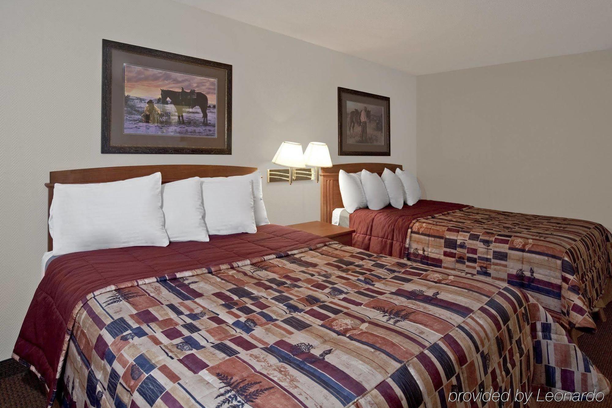 Best Western Plains Motel Wall Quarto foto